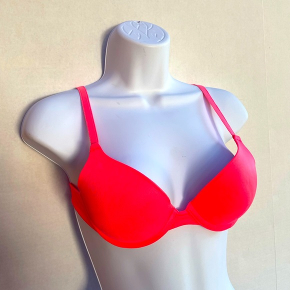 Victoria’s Secret pink bra 32B - Picture 2 of 5